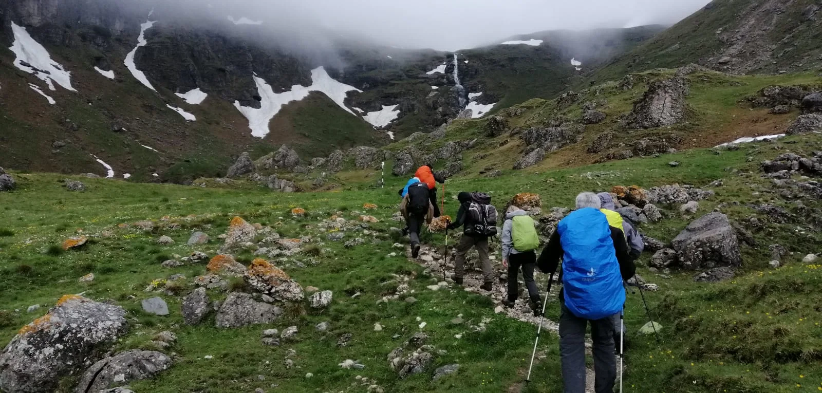 Sentiers de Maramureș et de Bucovine