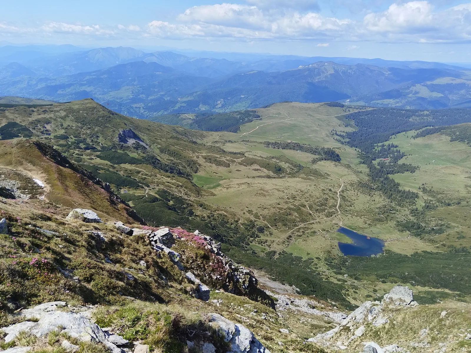 Sentiers de Maramureș et de Bucovine