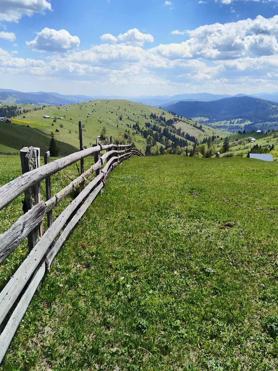 Sentiers de Maramureș et de Bucovine
